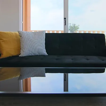 Phaedrus Living Cityview Luxury Flat Walnut Grove * Paphos