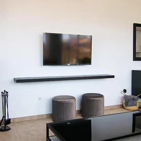 Phaedrus Living Cityview Luxury Flat Walnut Grove Apartment Paphos