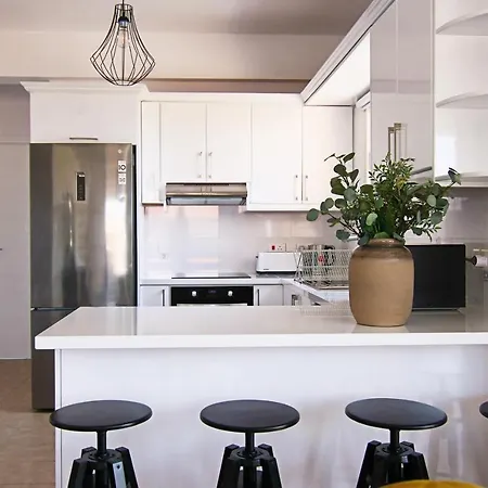 Apartment Phaedrus Living Cityview Luxury Flat Walnut Grove